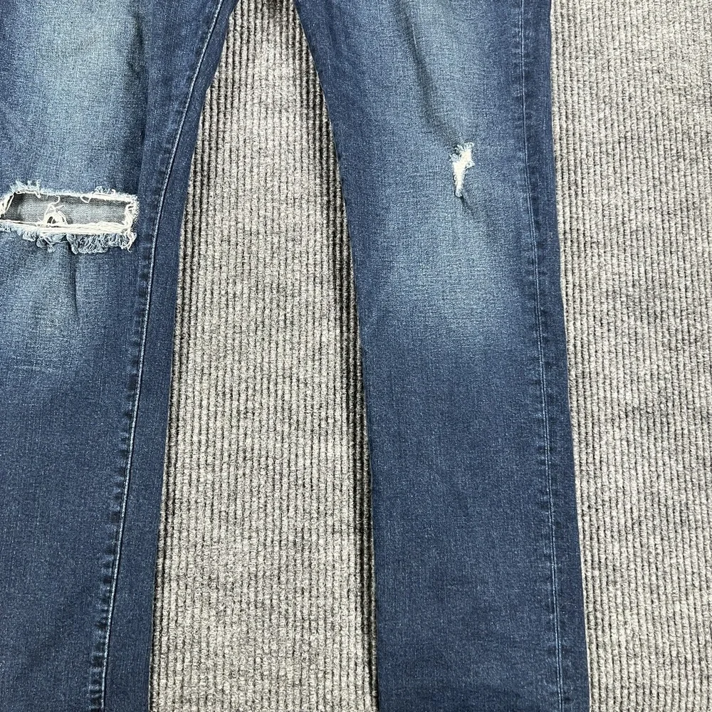 True Religion Rocco Jeans Mens 40 Distressed Relaxed Skinny‎ Big T Flap Pocket